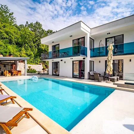 Villa Biber By Villsy